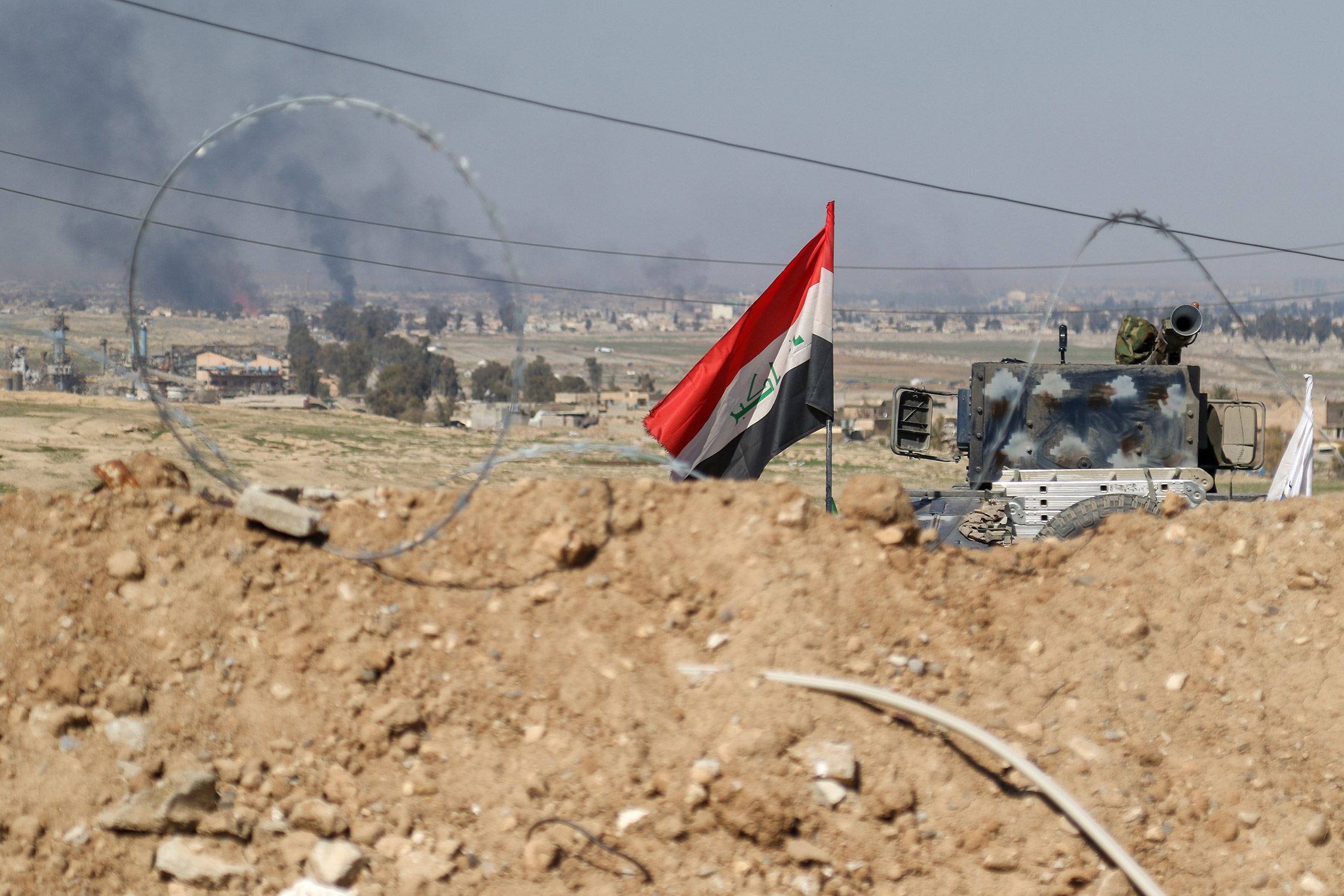 Explosions rock West Mosul during Iraqi offensive