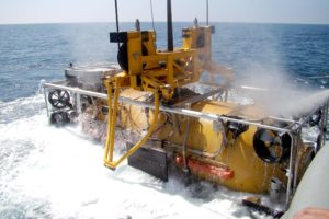 Submarine pressurized rescue module