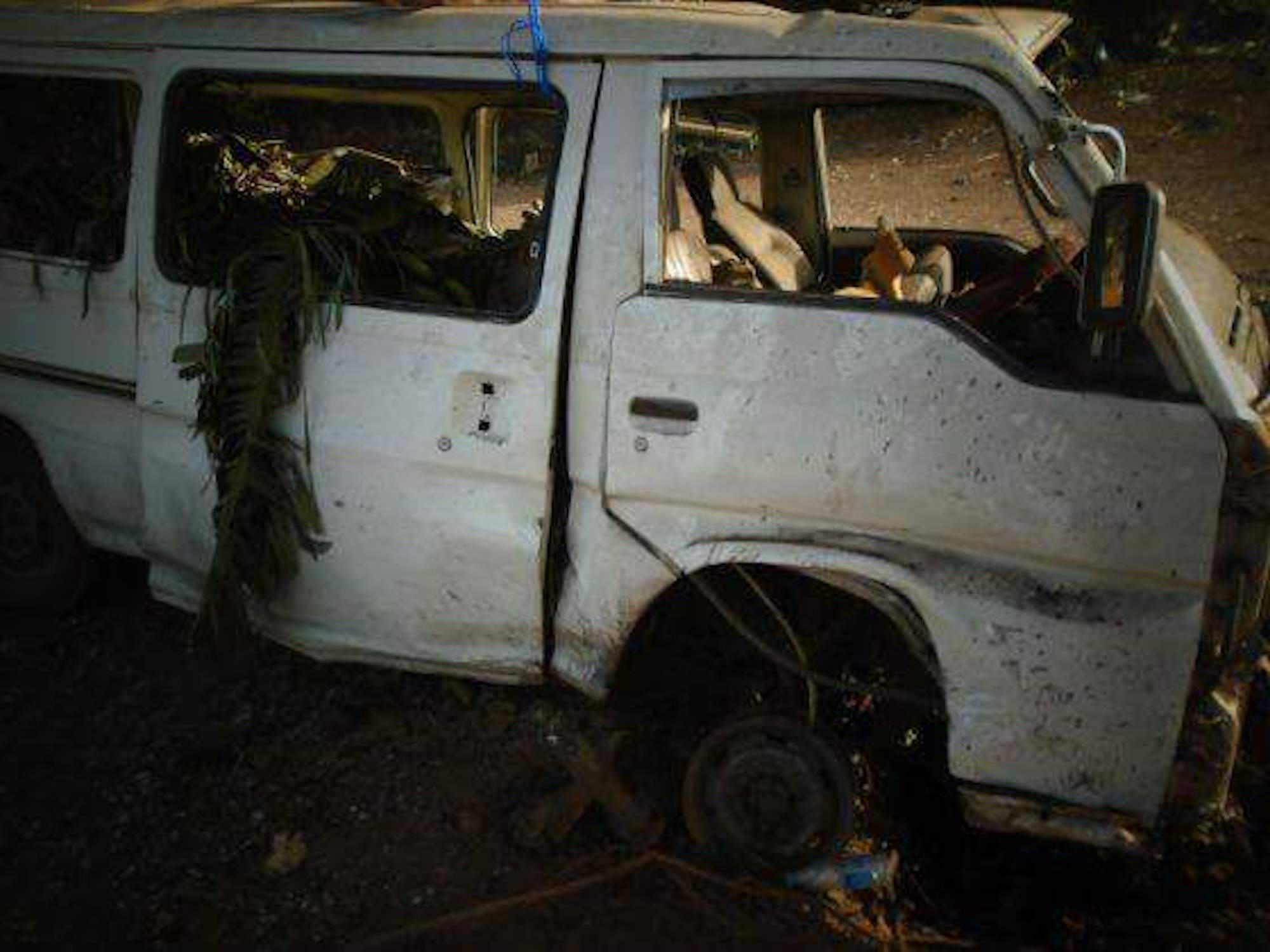 Minibus said to be hit by a US airstrike near Mogadishu, Somalia