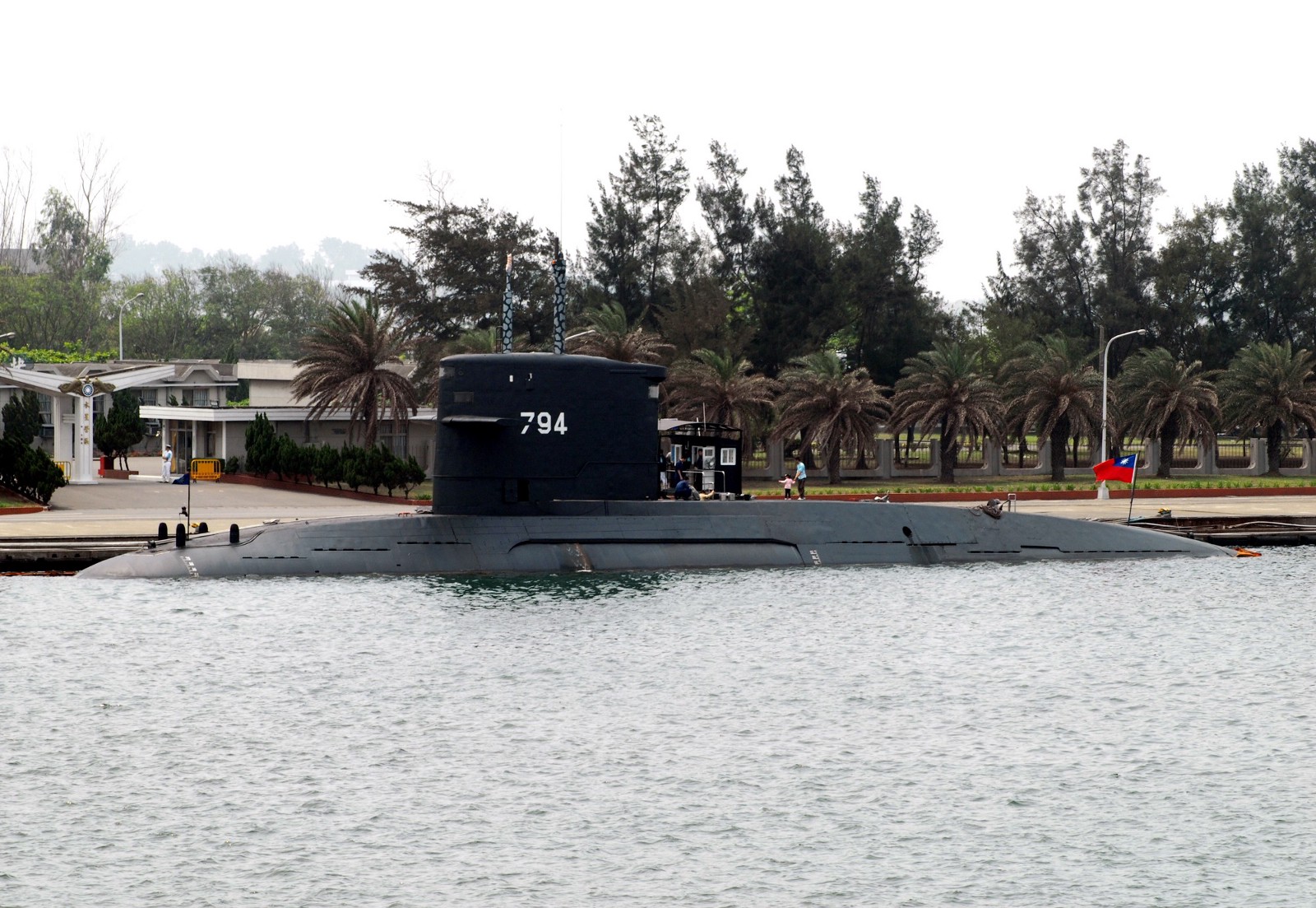 Taiwan Hai Hu submarine