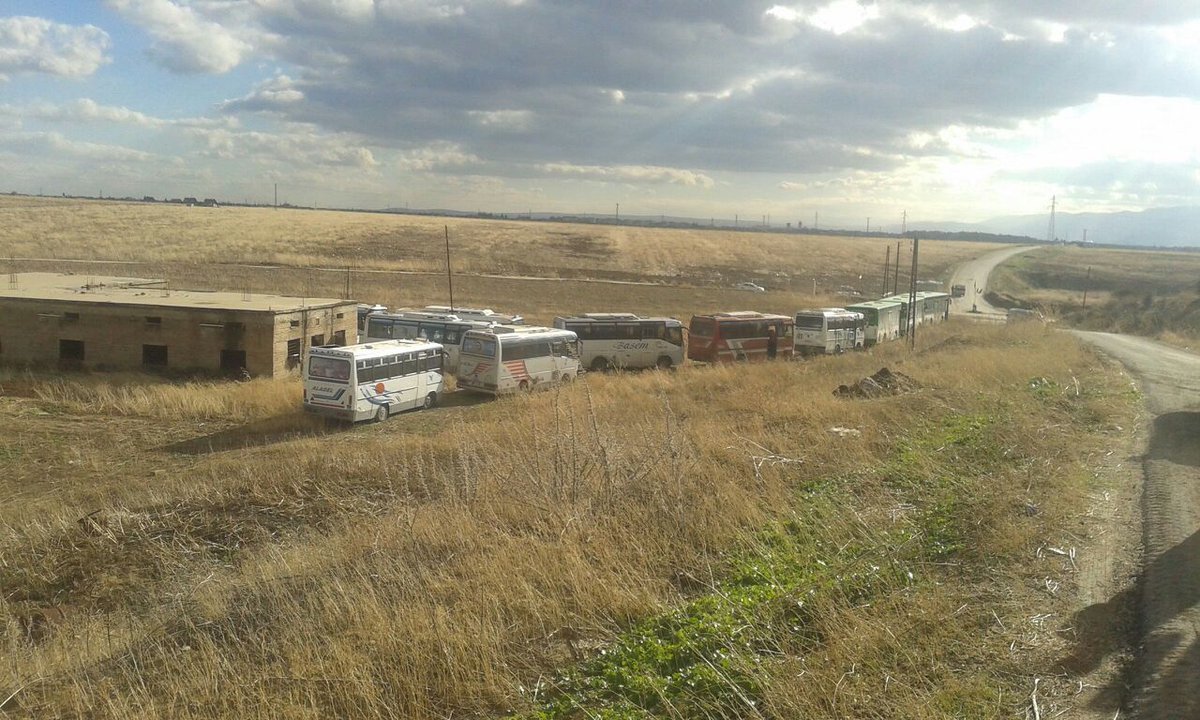 Buses bound for Foua and Kafriya in Syria