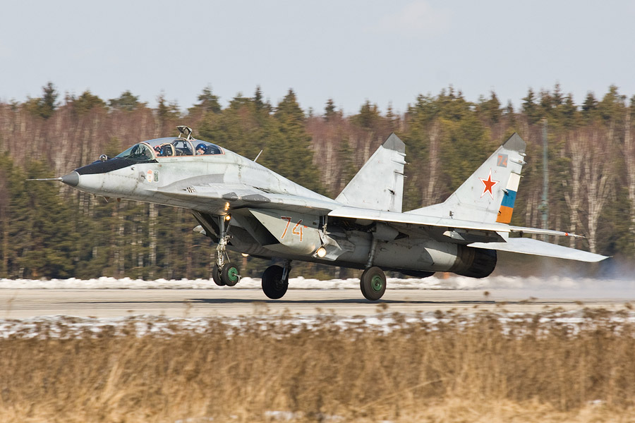 Russian MiG-29 UB landing