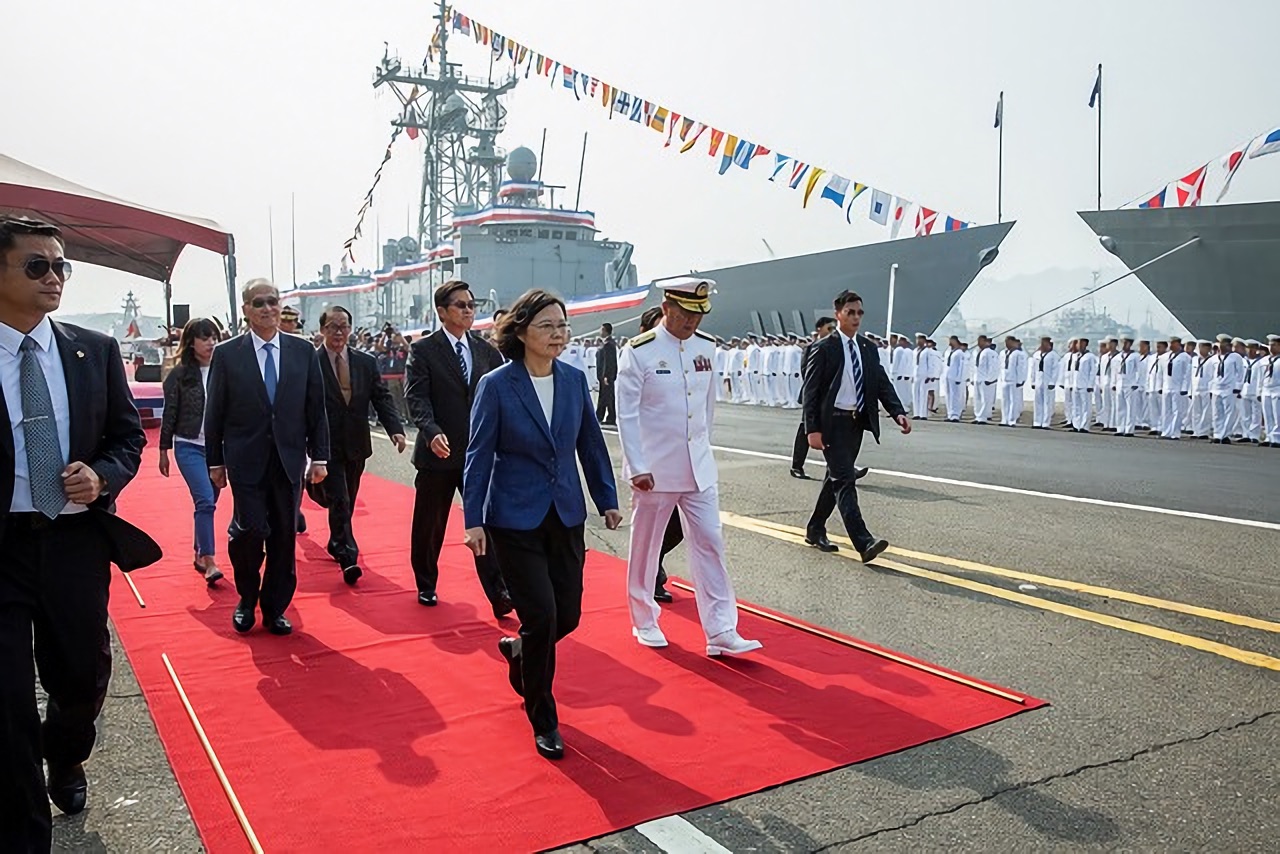 Taiwan Navy frigates Ming Chuan and Feng Chia