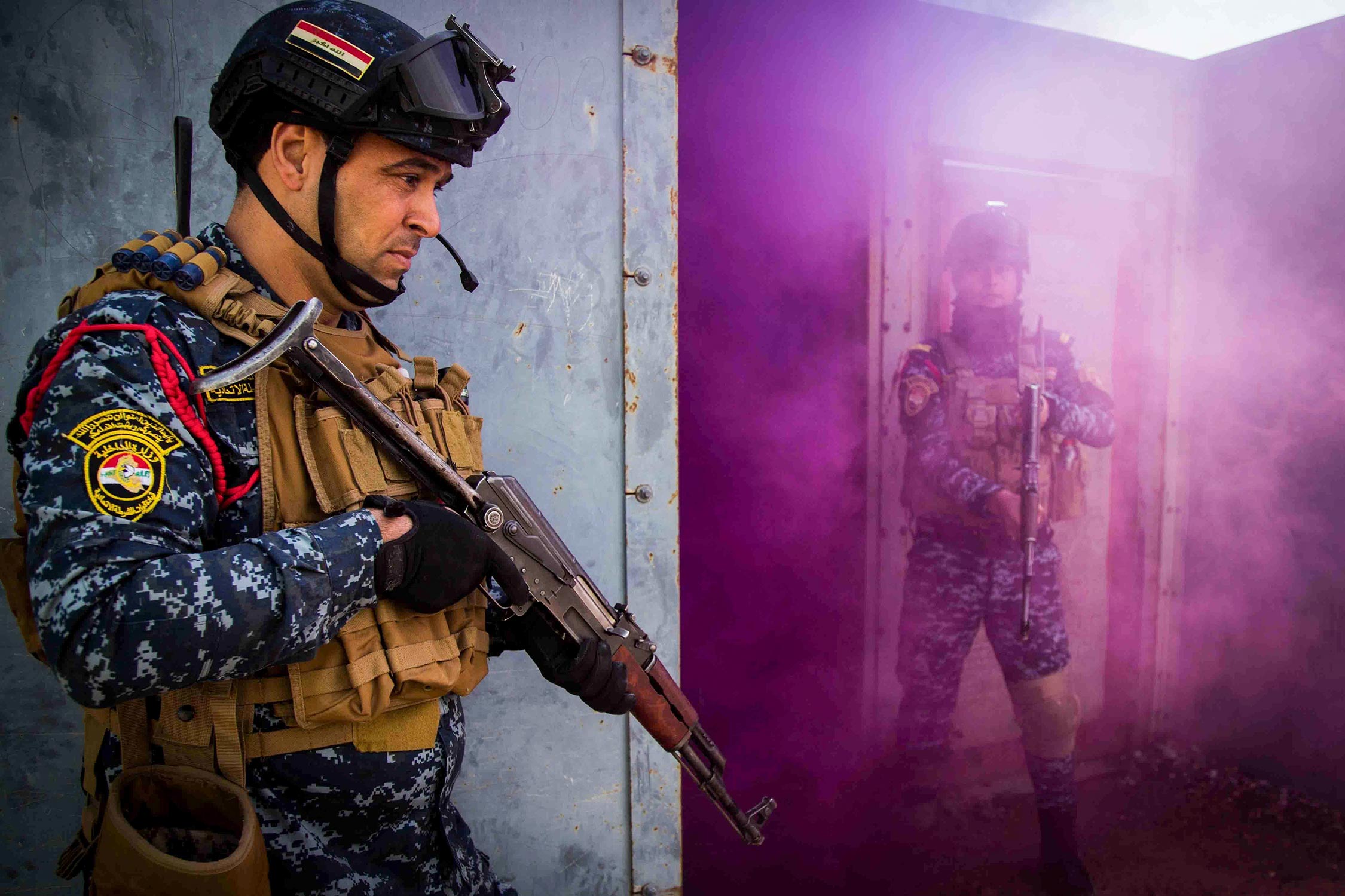 Iraq Federal Police officers