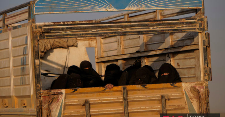 SDF evacuated ISIS fighters and their families