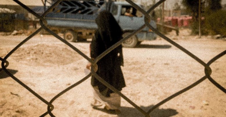 Al-Hol woman