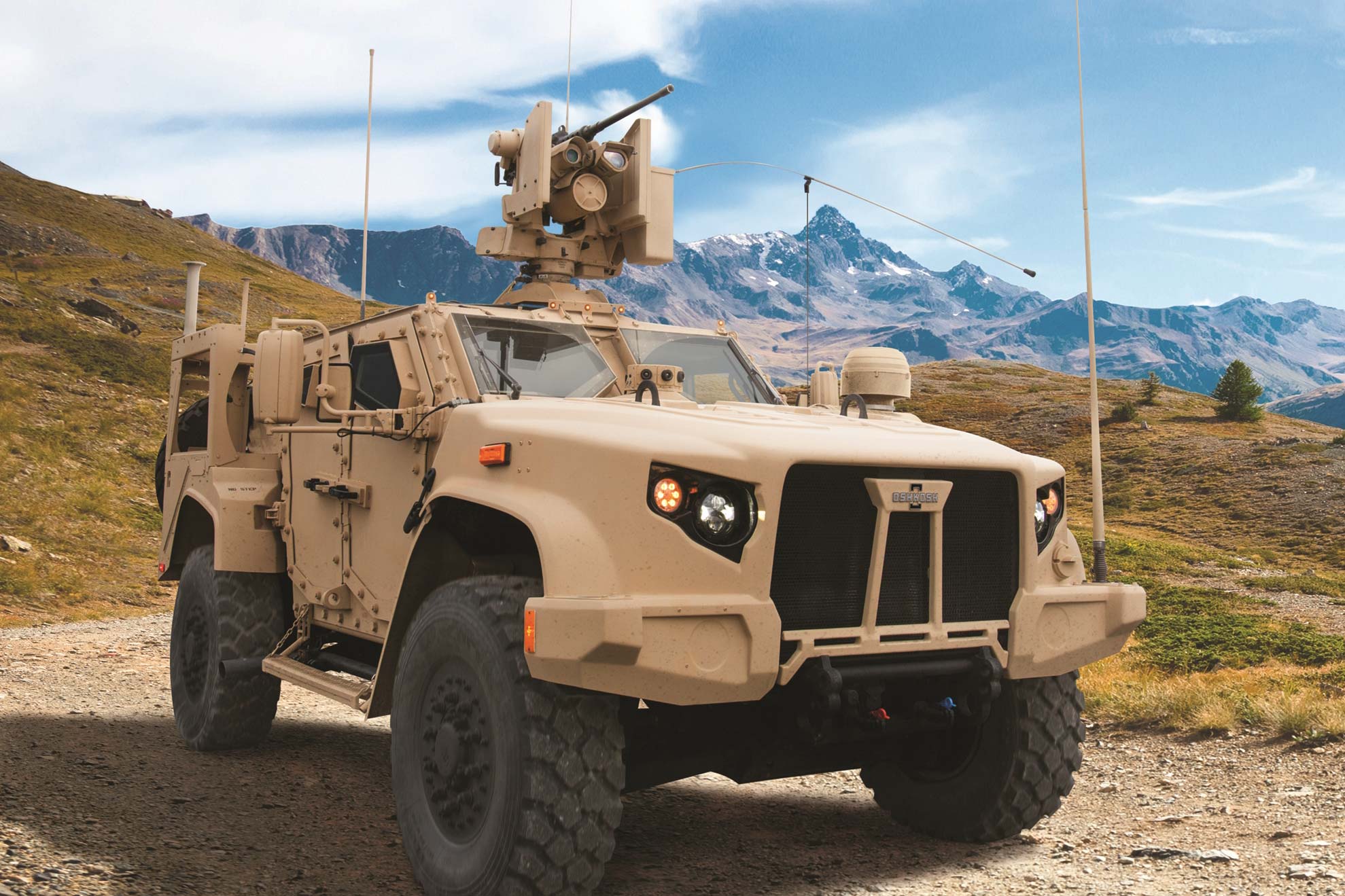 Oshkosh L-ATV in M1278 Heavy Guns Carrier JLTV configuration