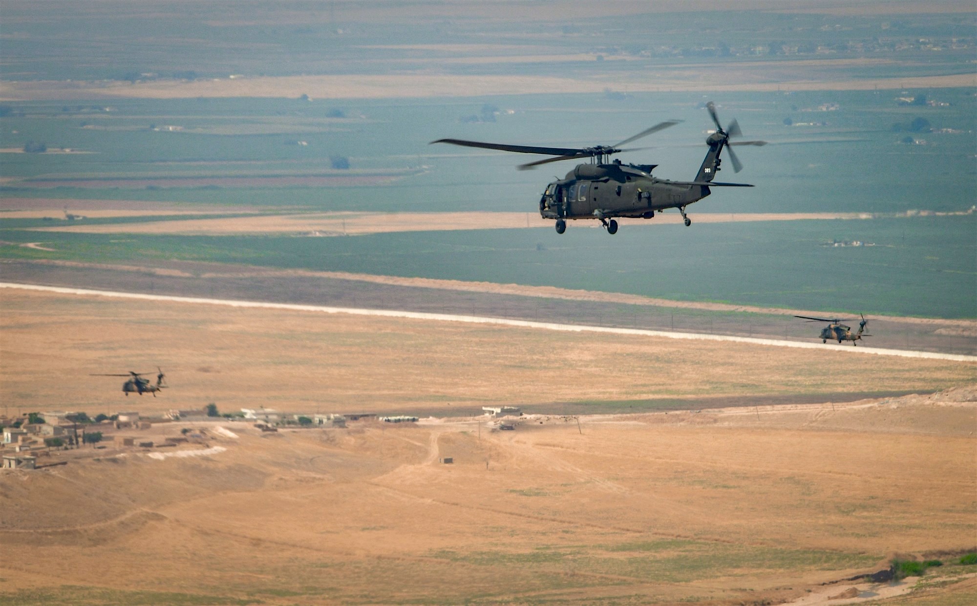 Joint US-Turkey air patrol over northeast Syria