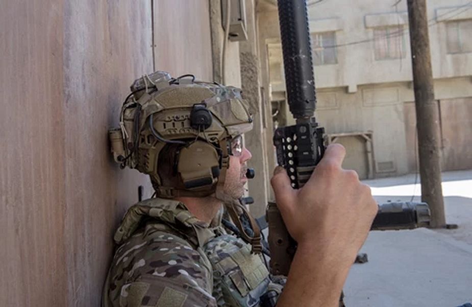 Ceradyne 3M Ballistic Helmet F70 helmet
