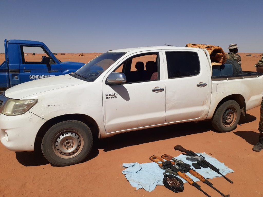 Weapons discovered by Niger troops