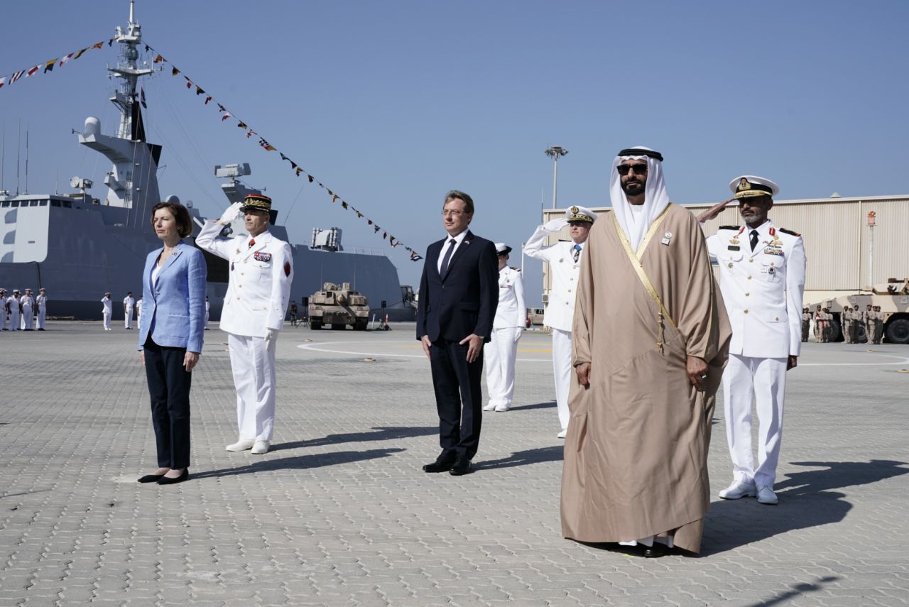 Parly in UAE