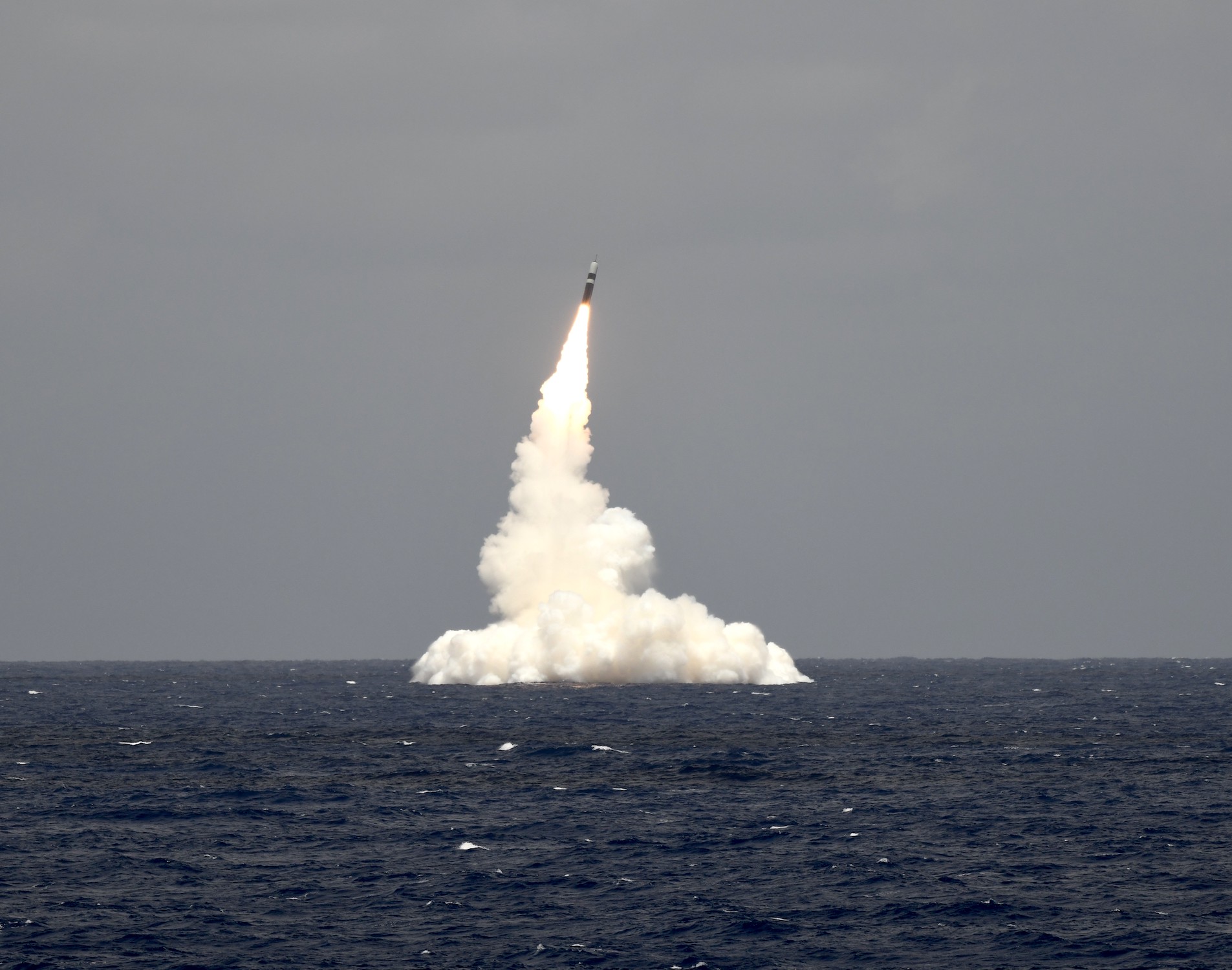 trident-slbm-launch