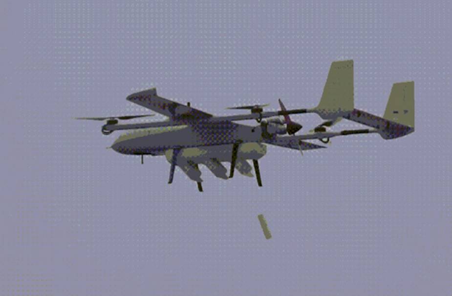 An unmanned swarm carrier system developed by Chinese company Zhongtian Feilong conducts a test flight in late March 2021.