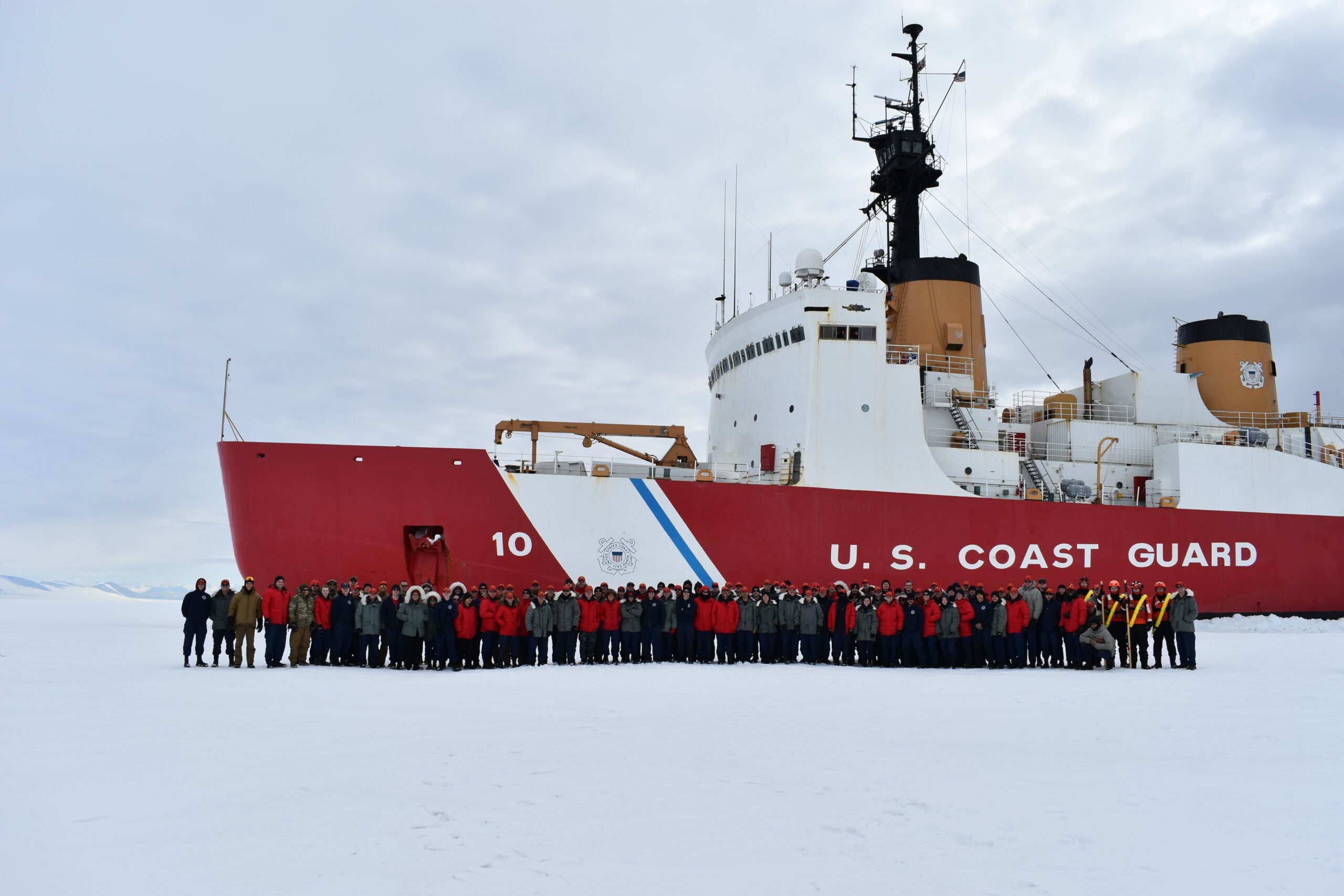 The US Coast Guard Cutter POLAR STAR (WAGB 10)