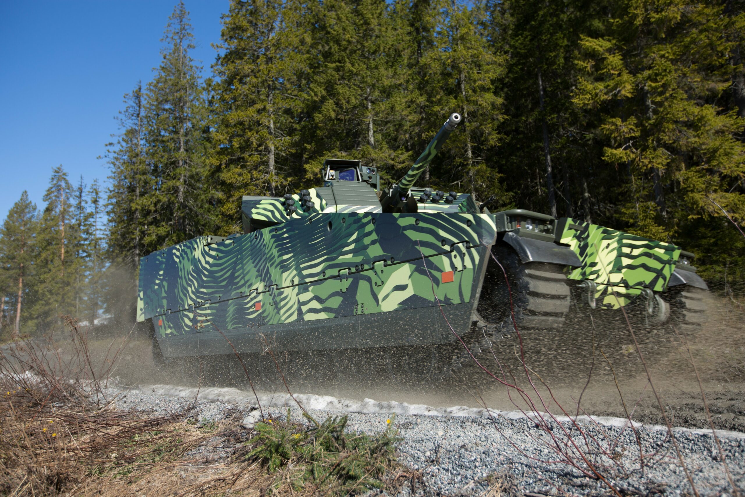 CV90