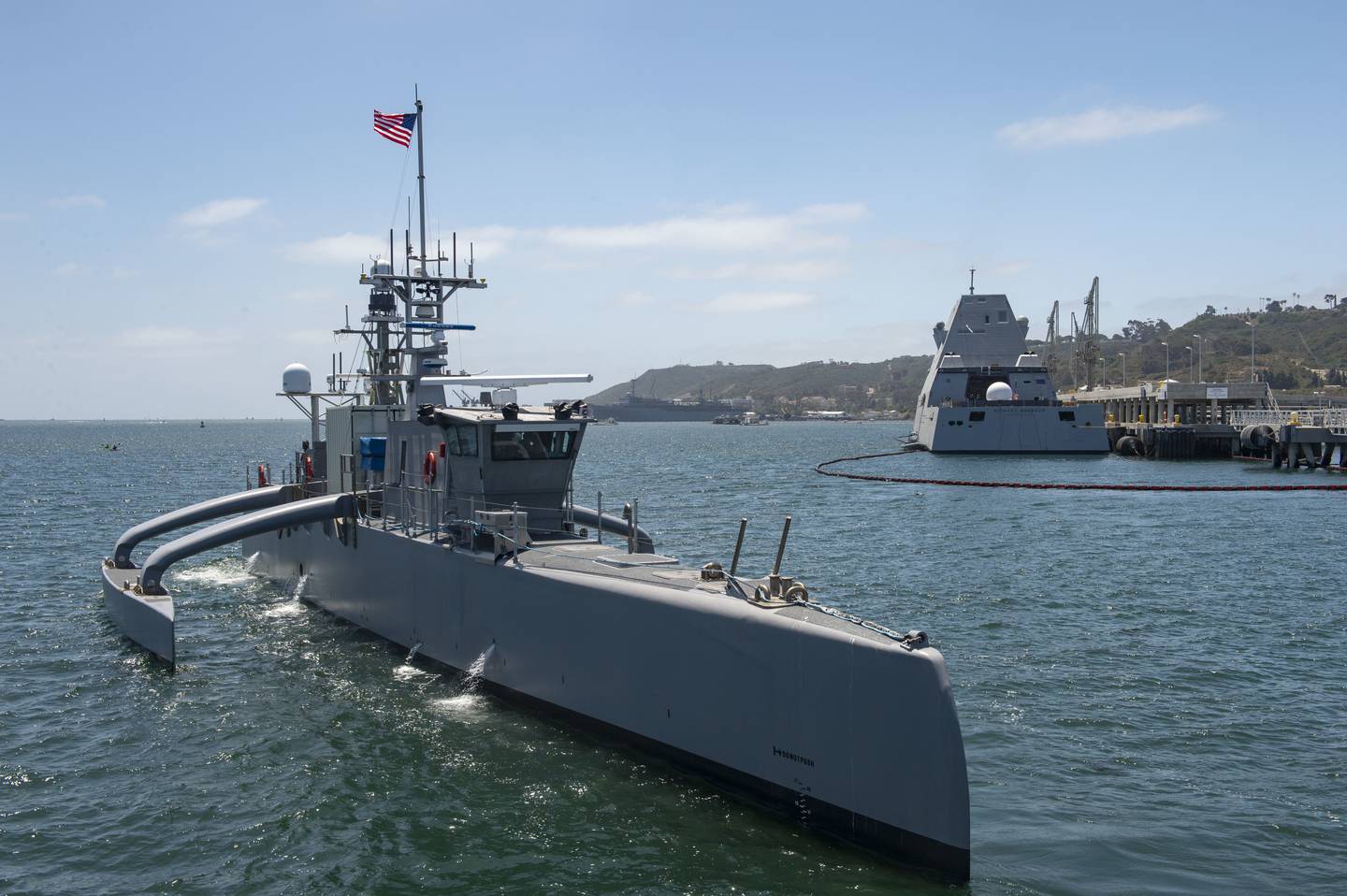 Unmanned vessel