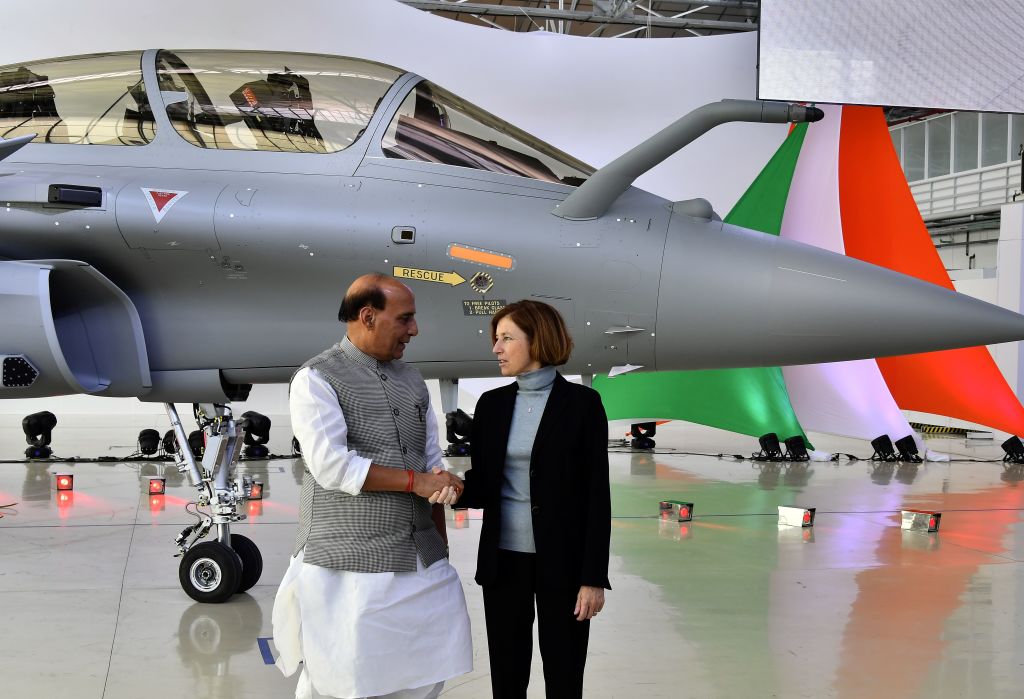 Indian Defense Minister Rajnath Singh with his French counterpart Florence Parly