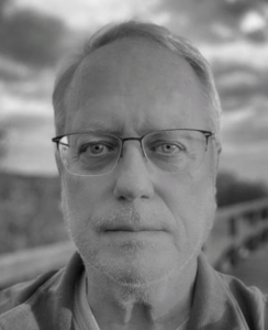 Headshot Scott Vadnais