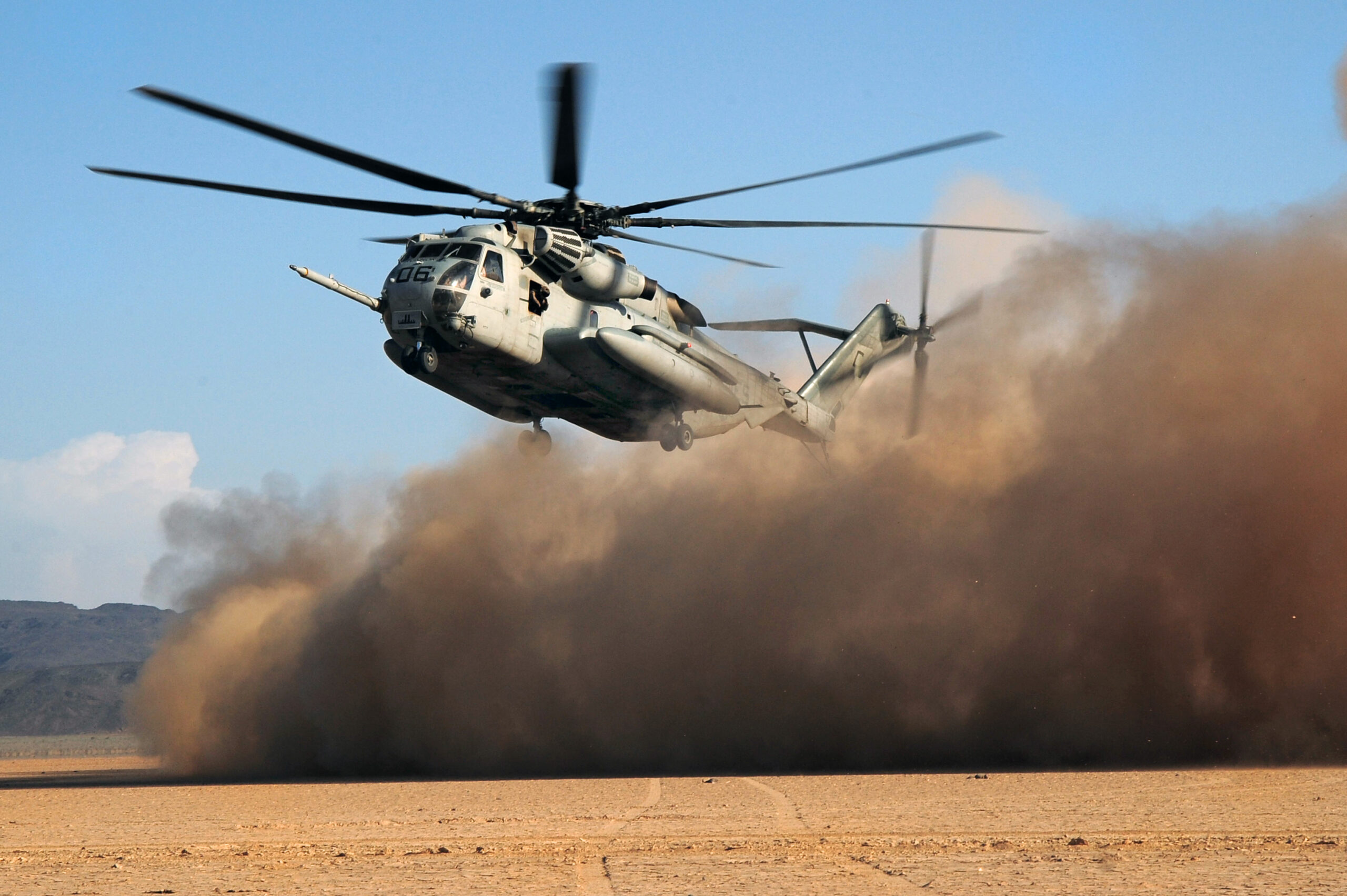CH-53E Super Stallion