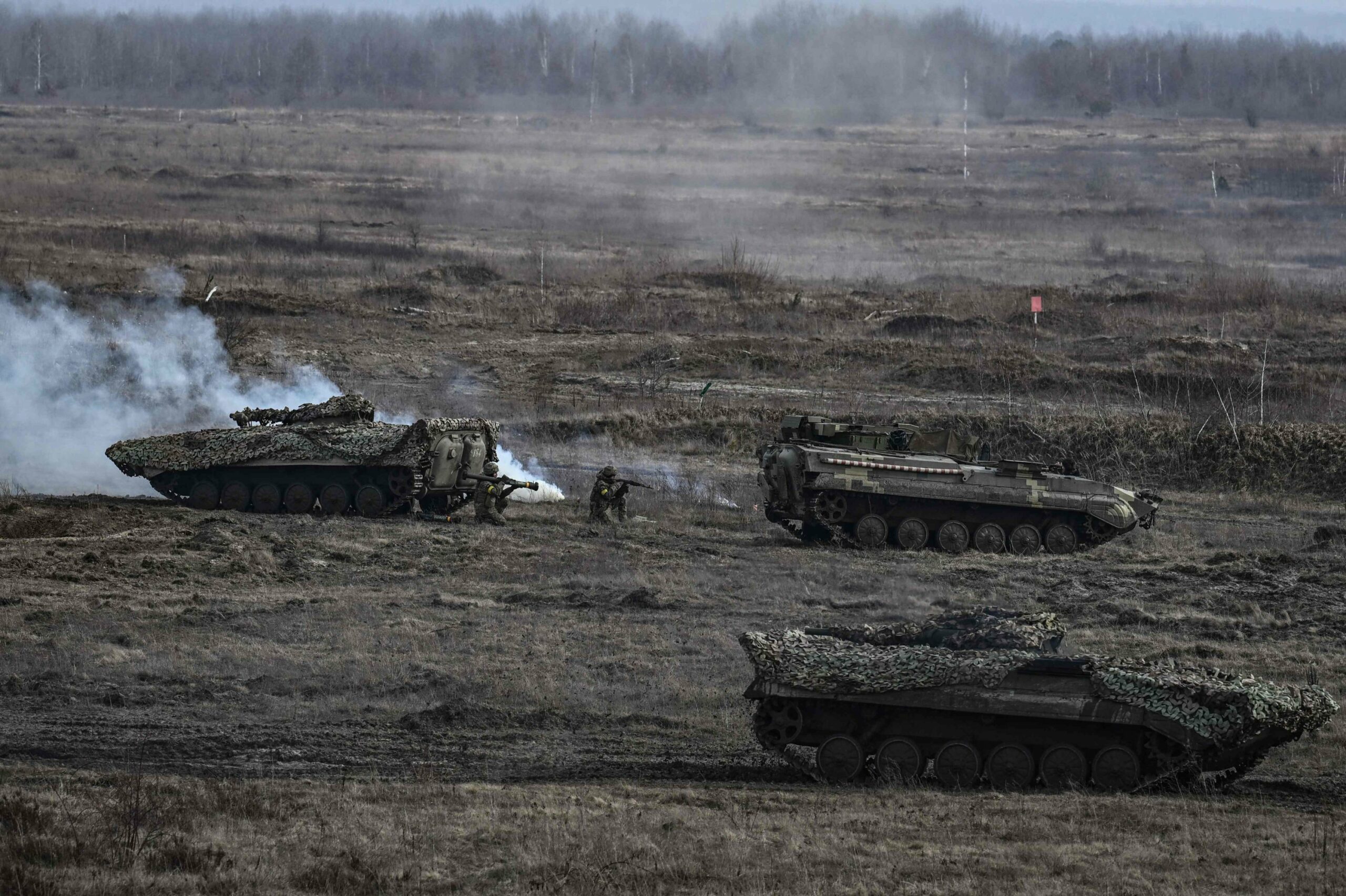 Ukrainian soldiers in drill