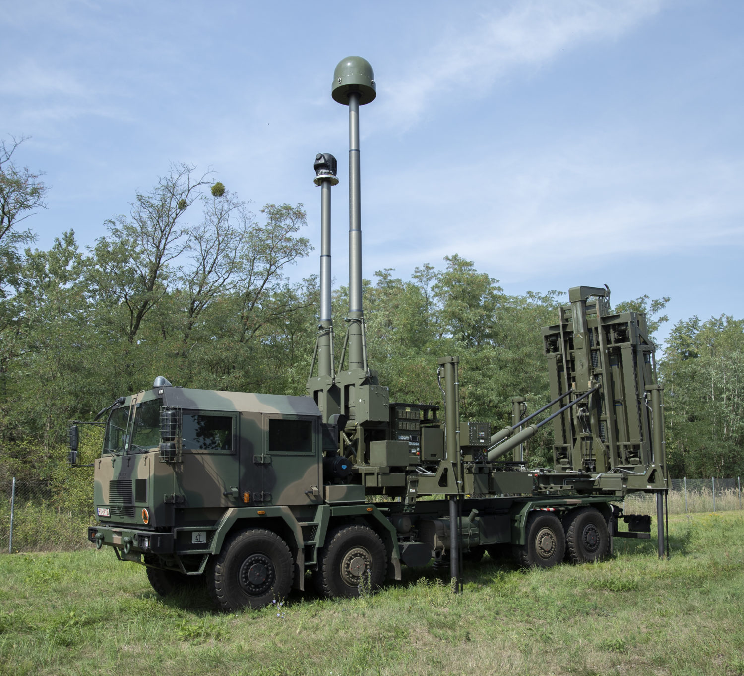MBDAs CAMM iLauncher integrated with a Polish Jelcz 8×8 truck chassis