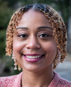 Headshot Candace Strickland
