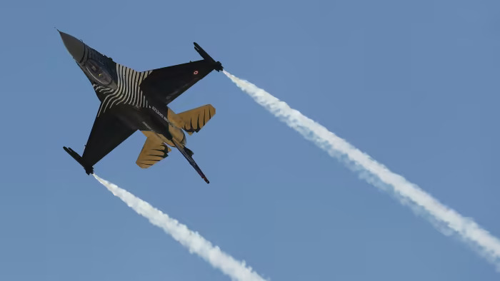A Turkish air force F16 at an airshow