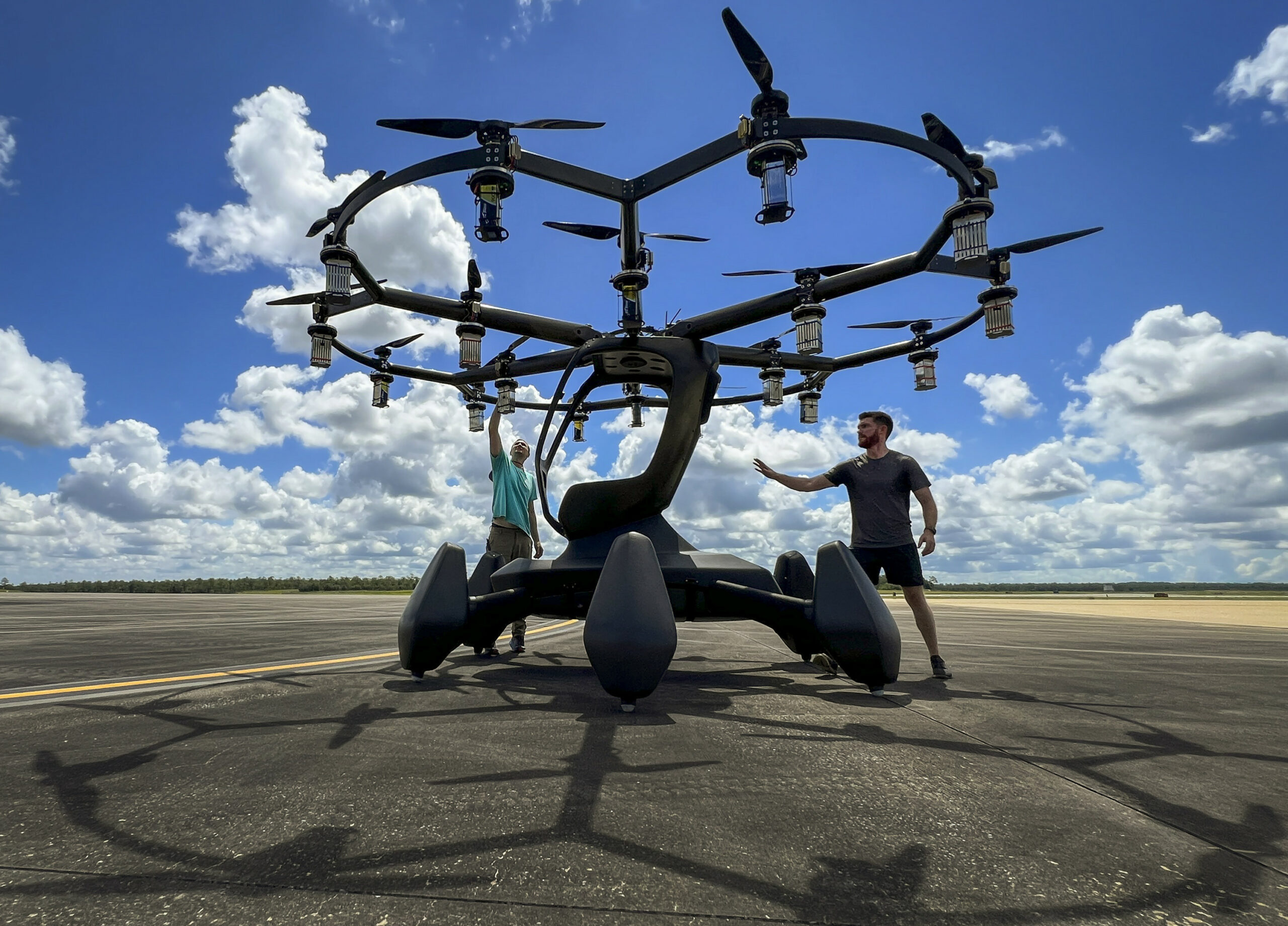 LIFT team tests Hexa vehicle