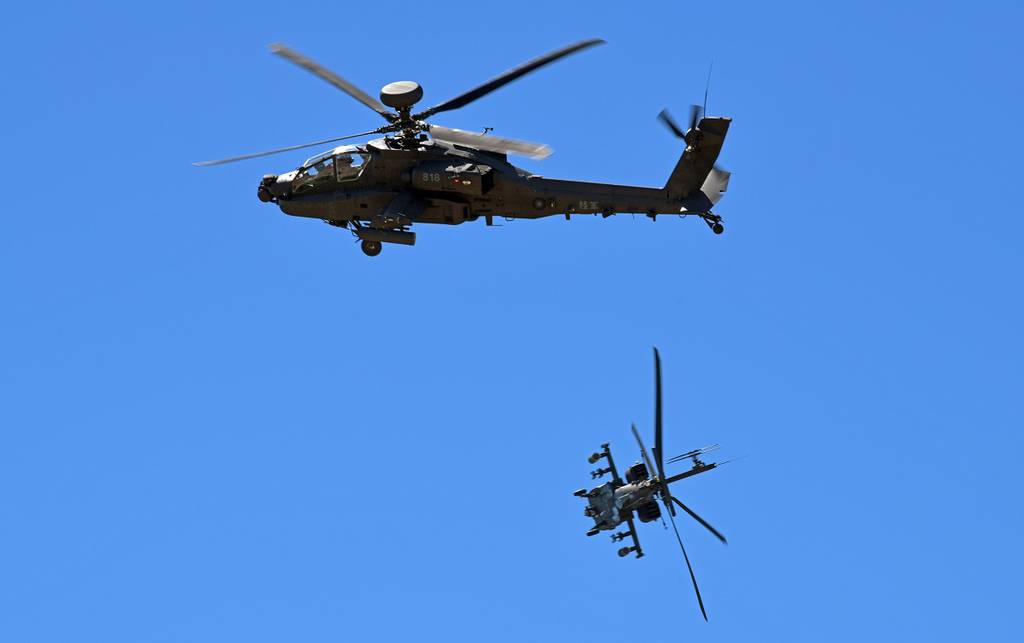 Taiwan’s Apache Guardian helicopters