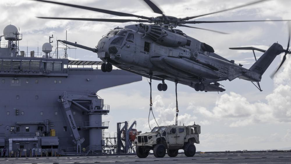 CH-53E Super Stallion