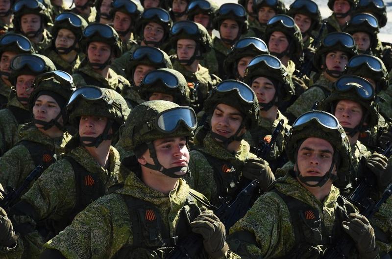 Russian soldiers