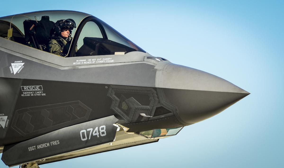 Air Force F-35 Lightning II pilot prepares to refuel