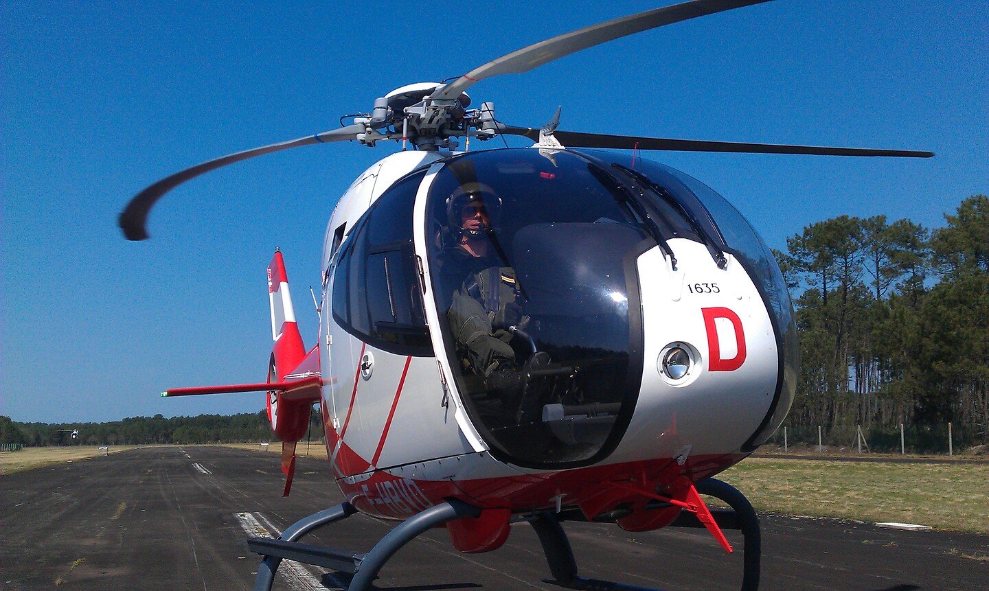 HeliDax H120 helicopter