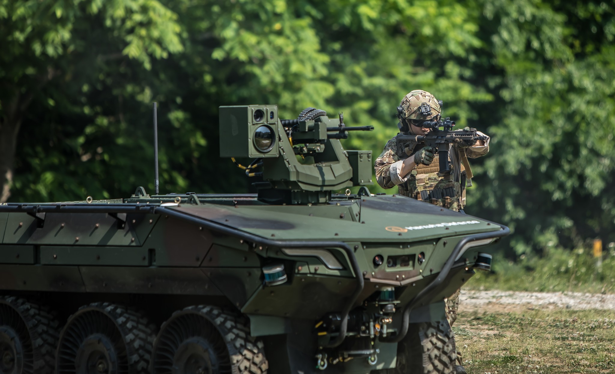 Hanwha Defense’s Arion-SMET unmanned ground vehicle
