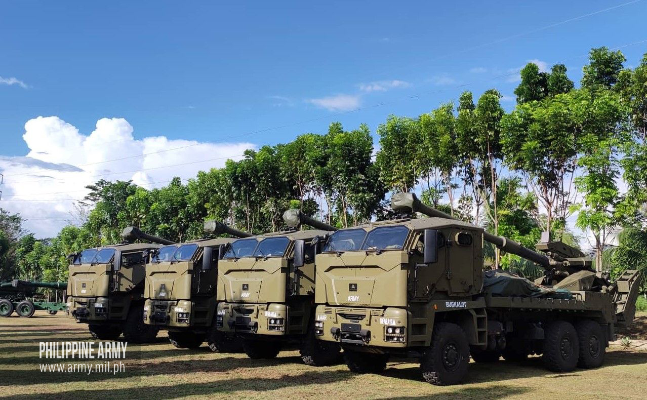 Autonomous Truck Mounted Howitzer System (ATMOS 2000) 155mm self-propelled guns