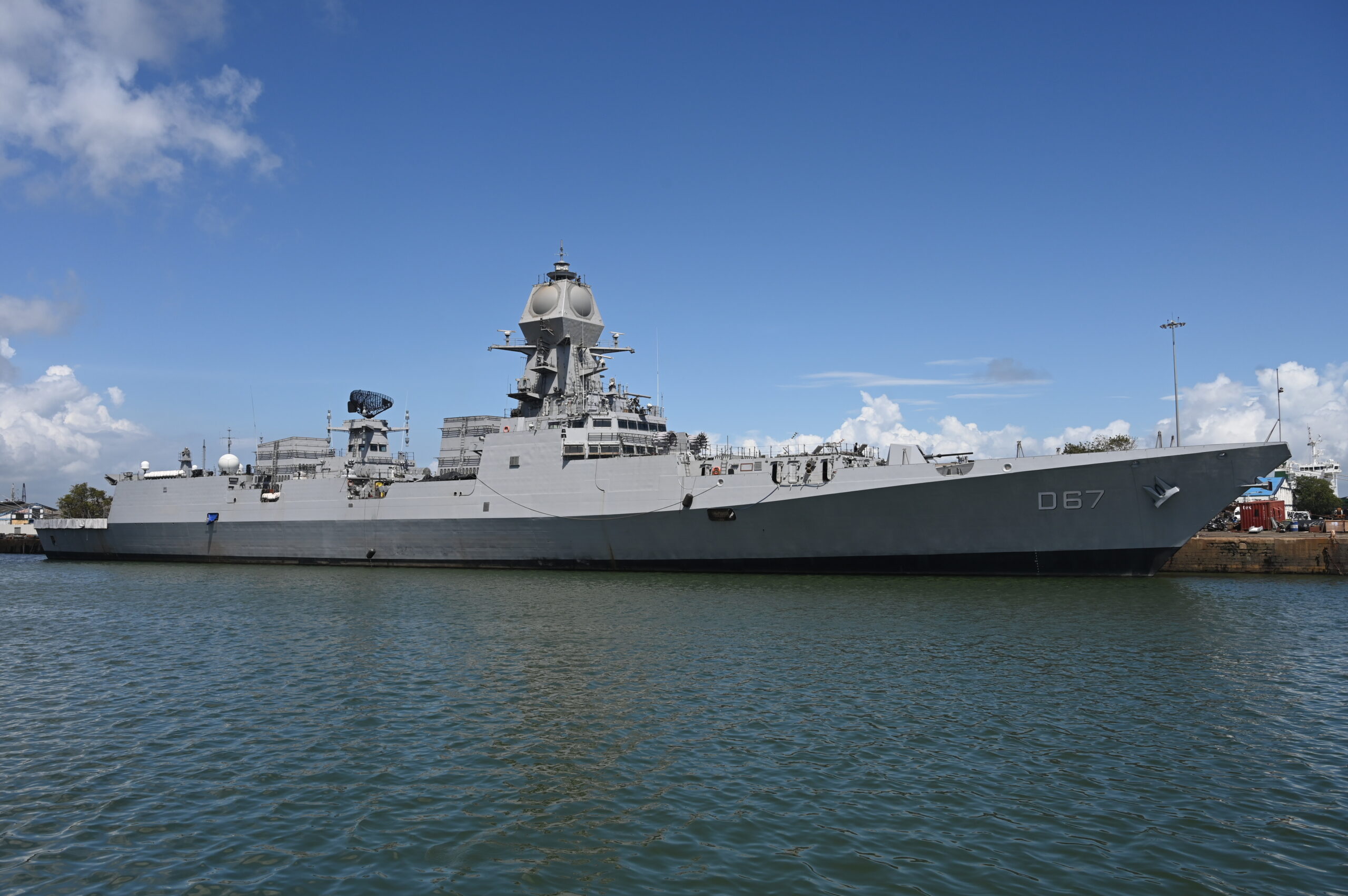 P15B destroyer