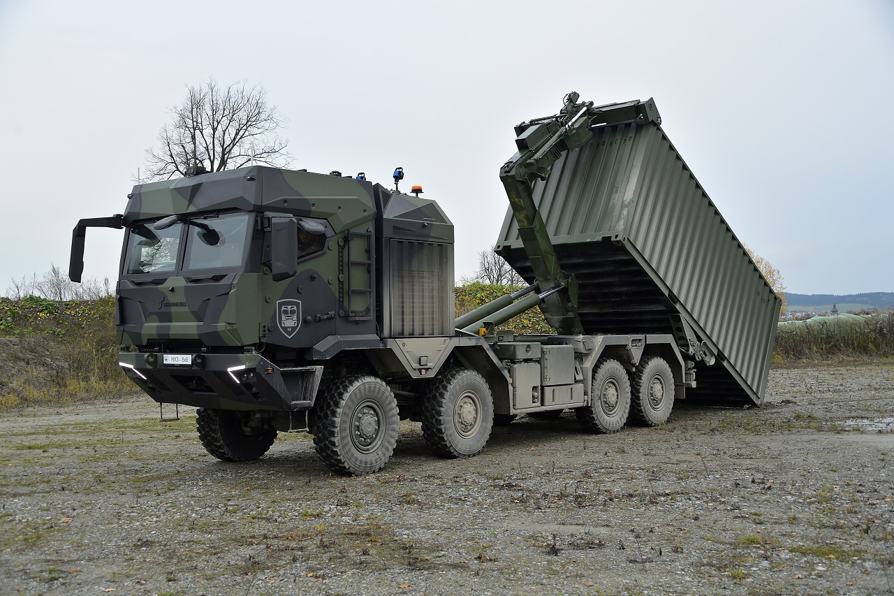 HX3 8x8 truck