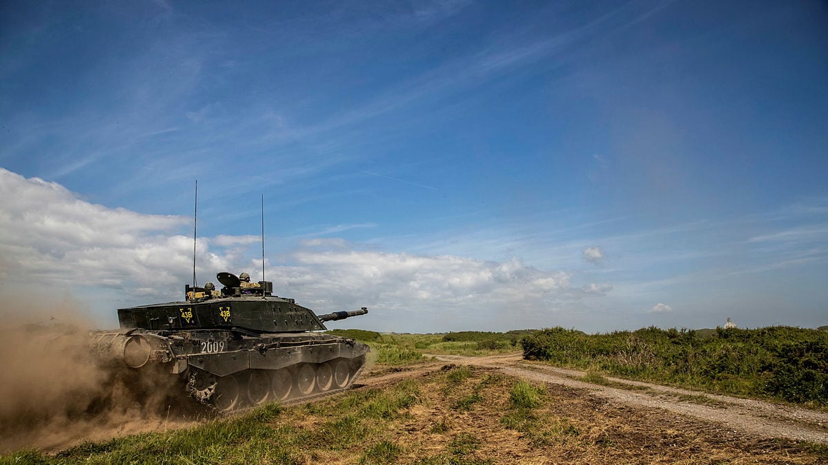 Challenger 2