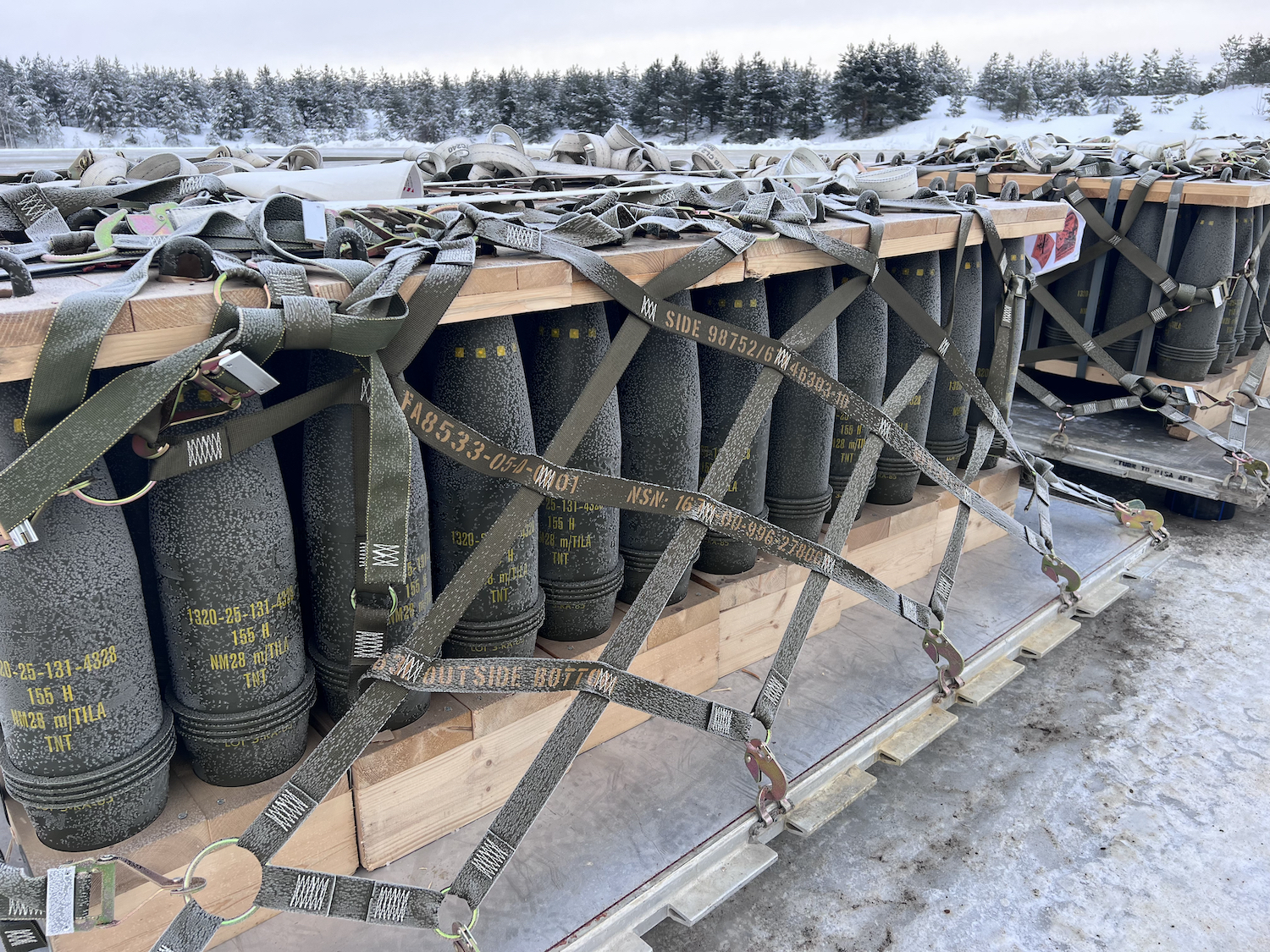 artillery rounds