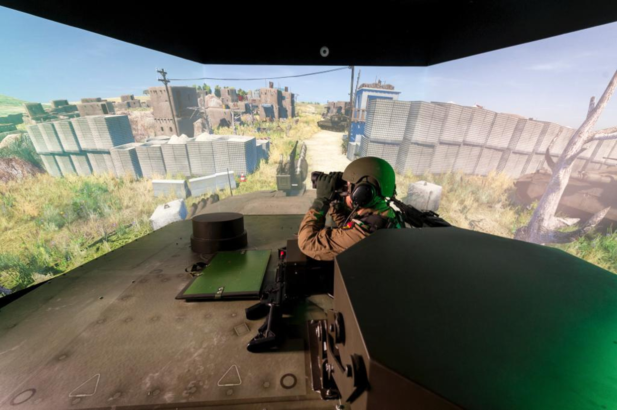 Main Battle Tank (MBT) simulation and training center