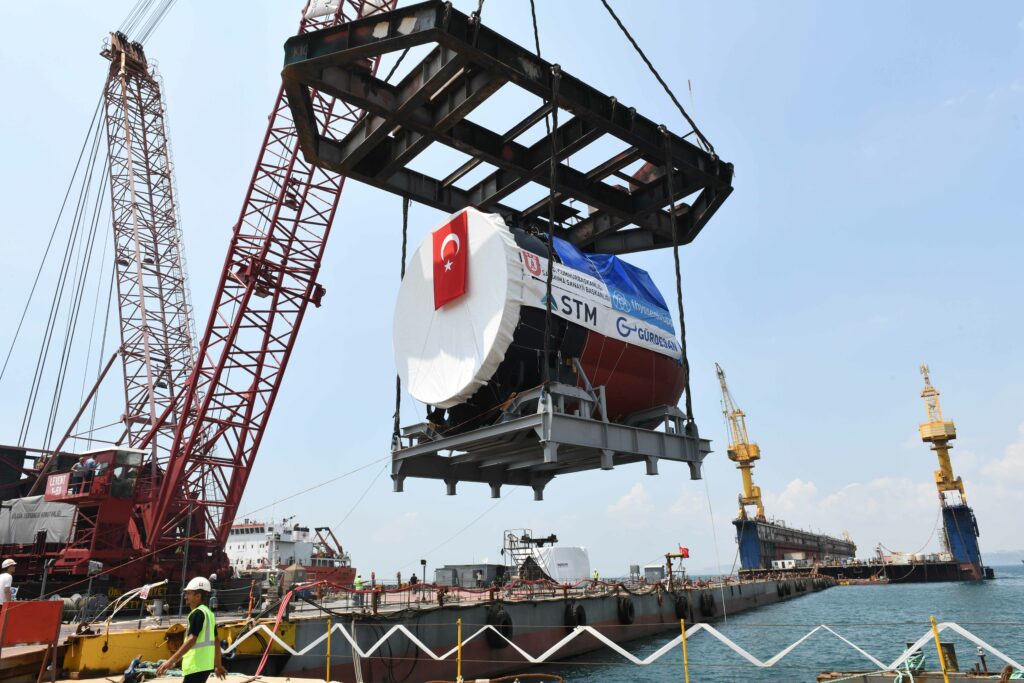 Final bow section of the future TCG Selmanreis