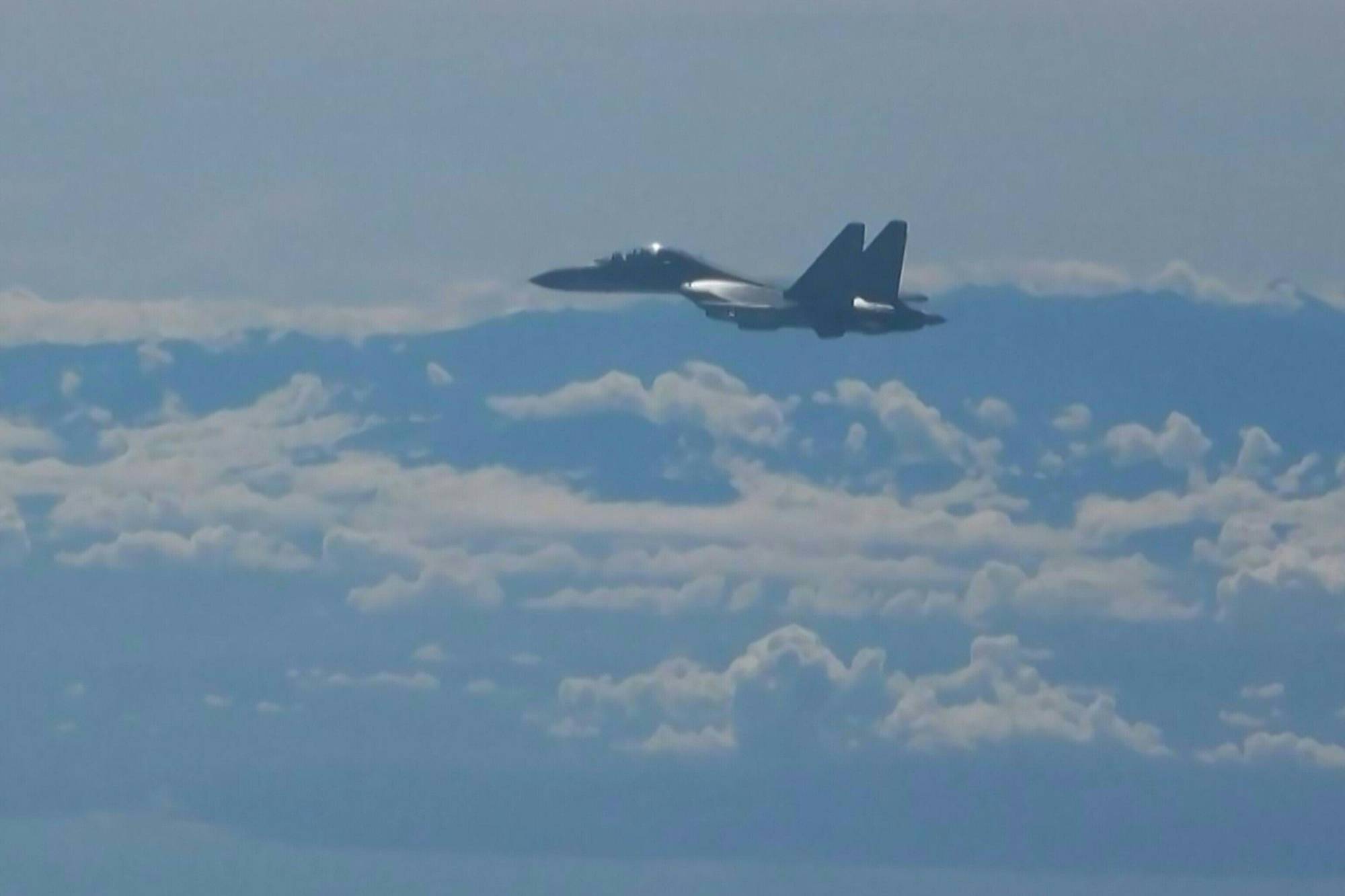 Chinese military jet