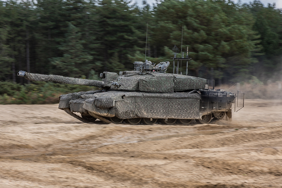 Challenger 2 tank