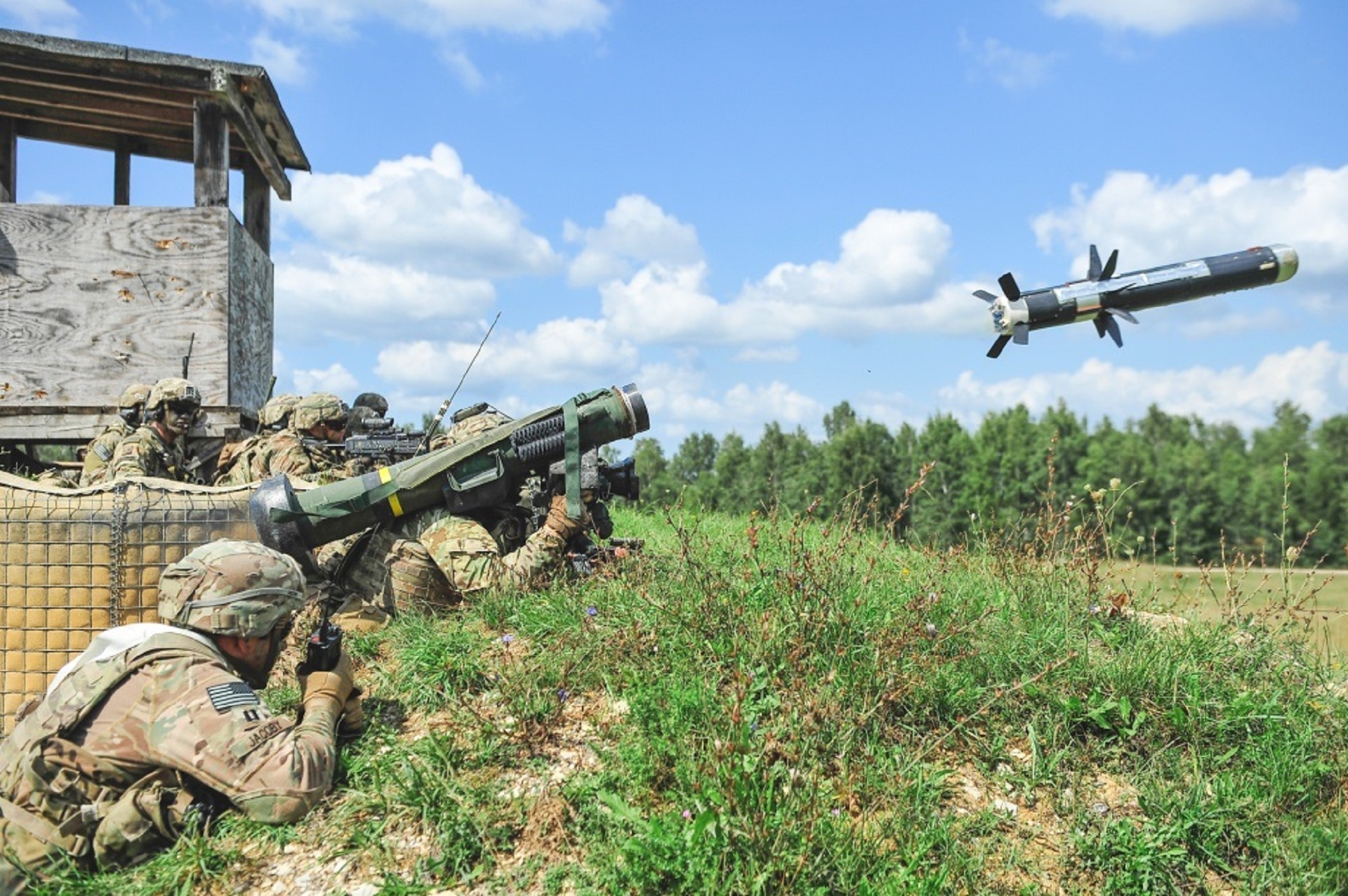 Javelin anti-tank missile