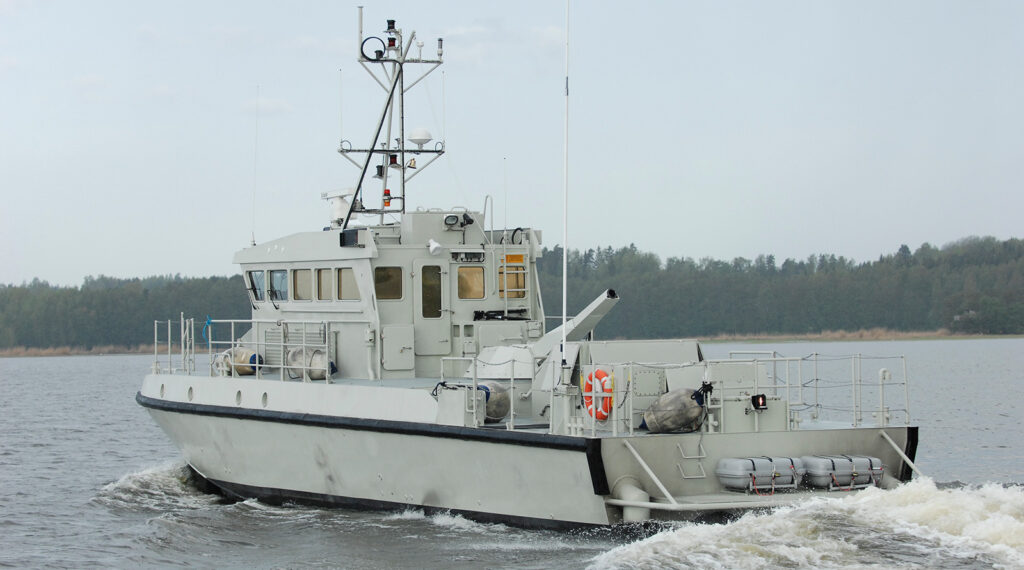 24-meter fast mortar vessel