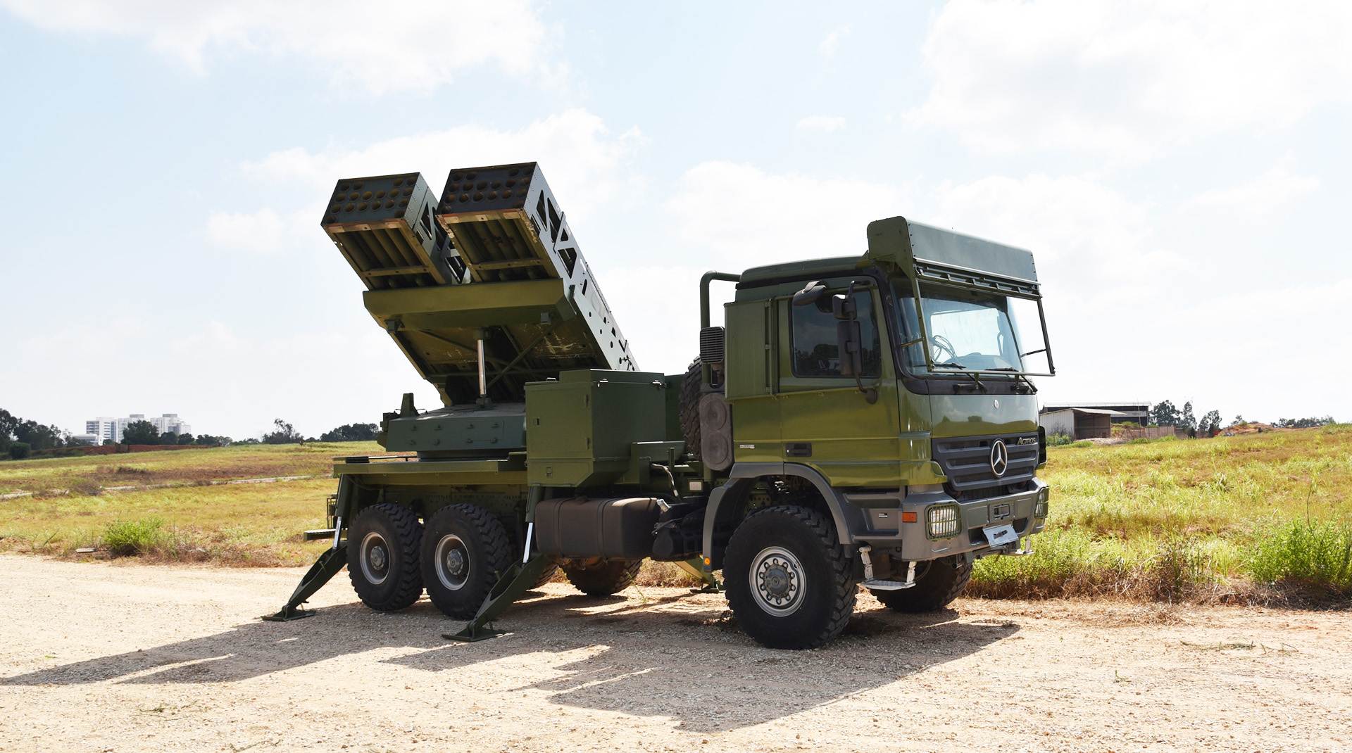 Precise and Universal Launcher System