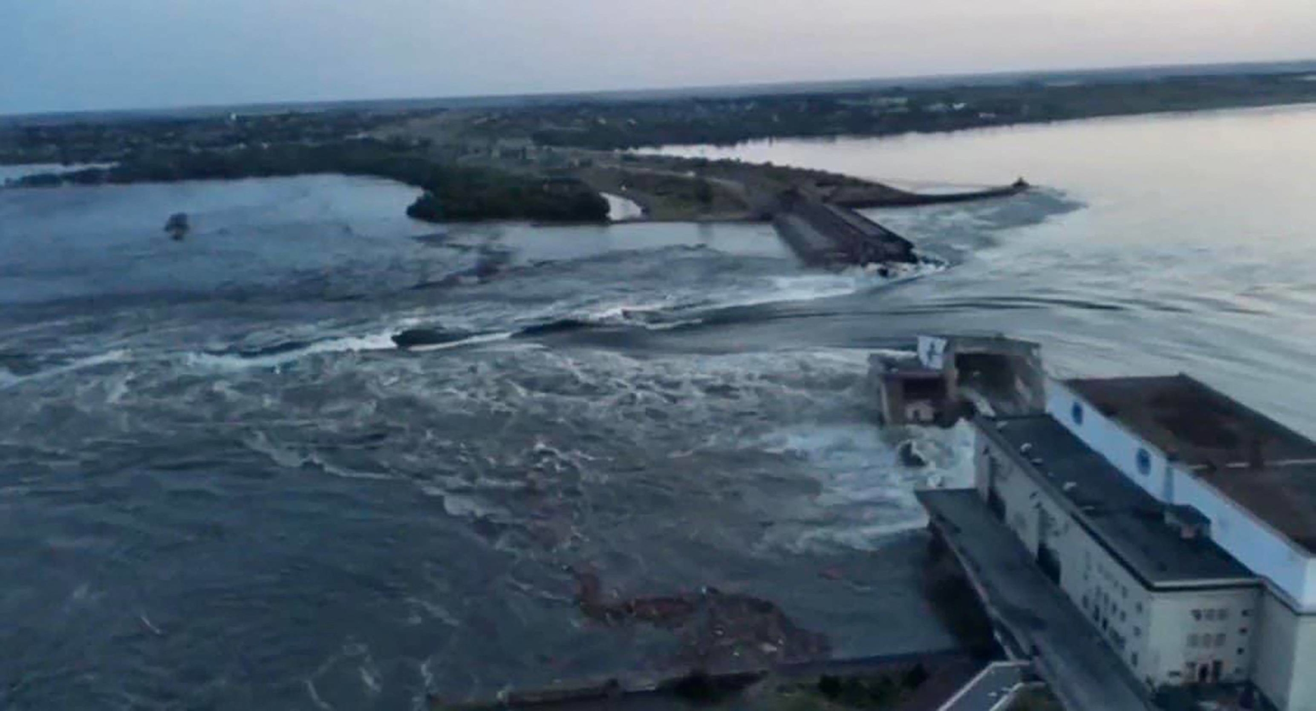 Kakhovka hydroelectric dam