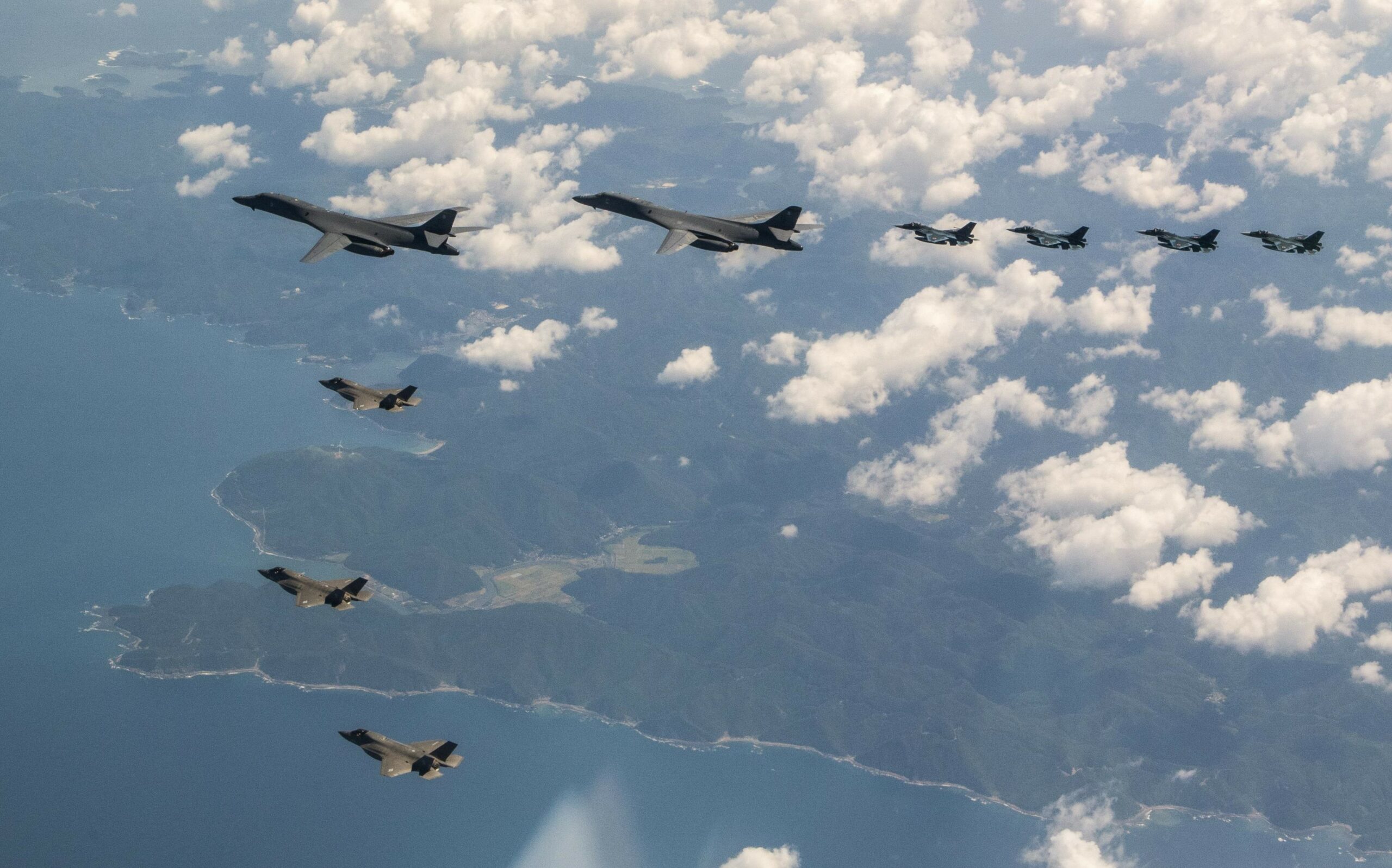 US aircraft