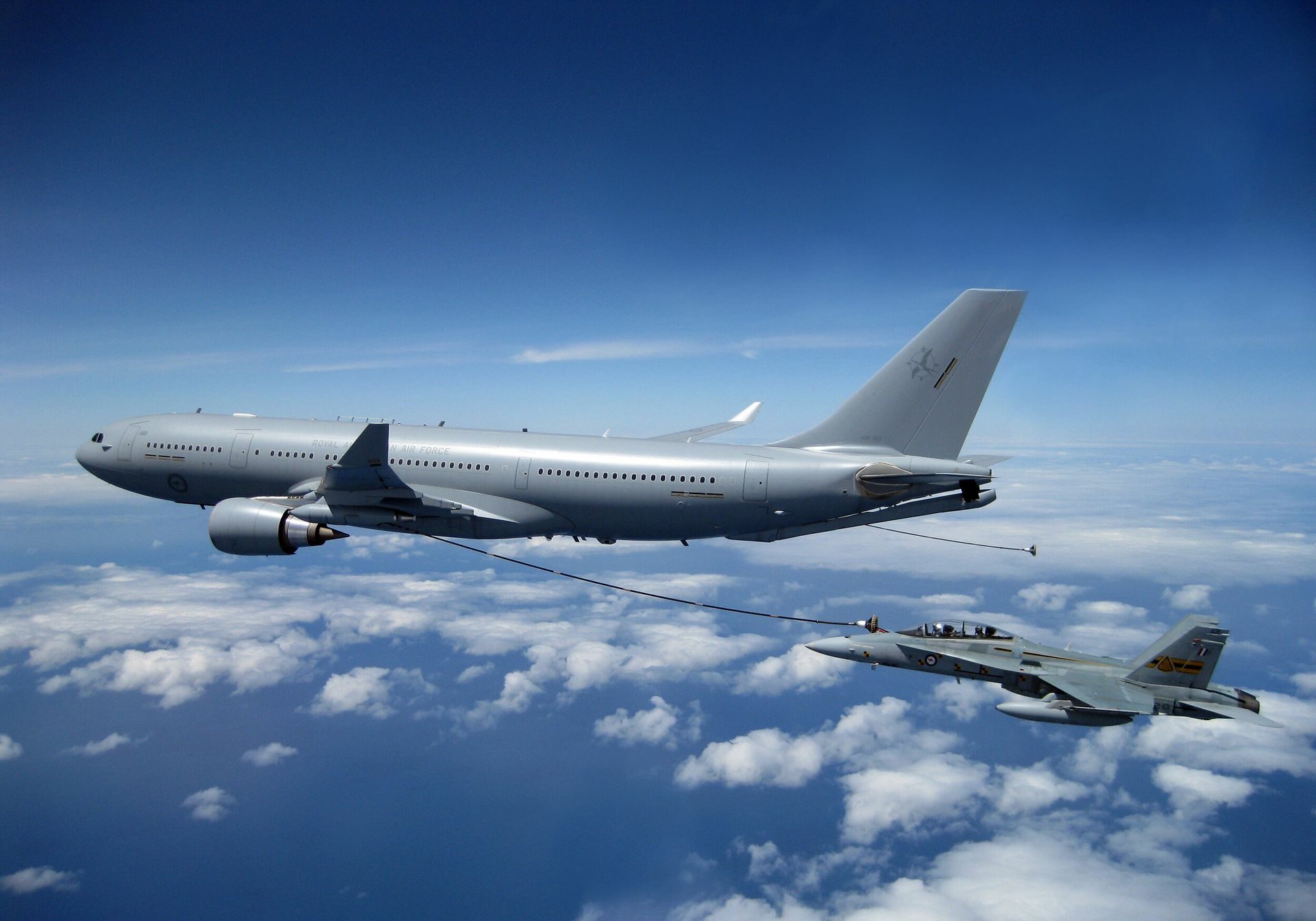 A330 Multi-Role Tanker Transport