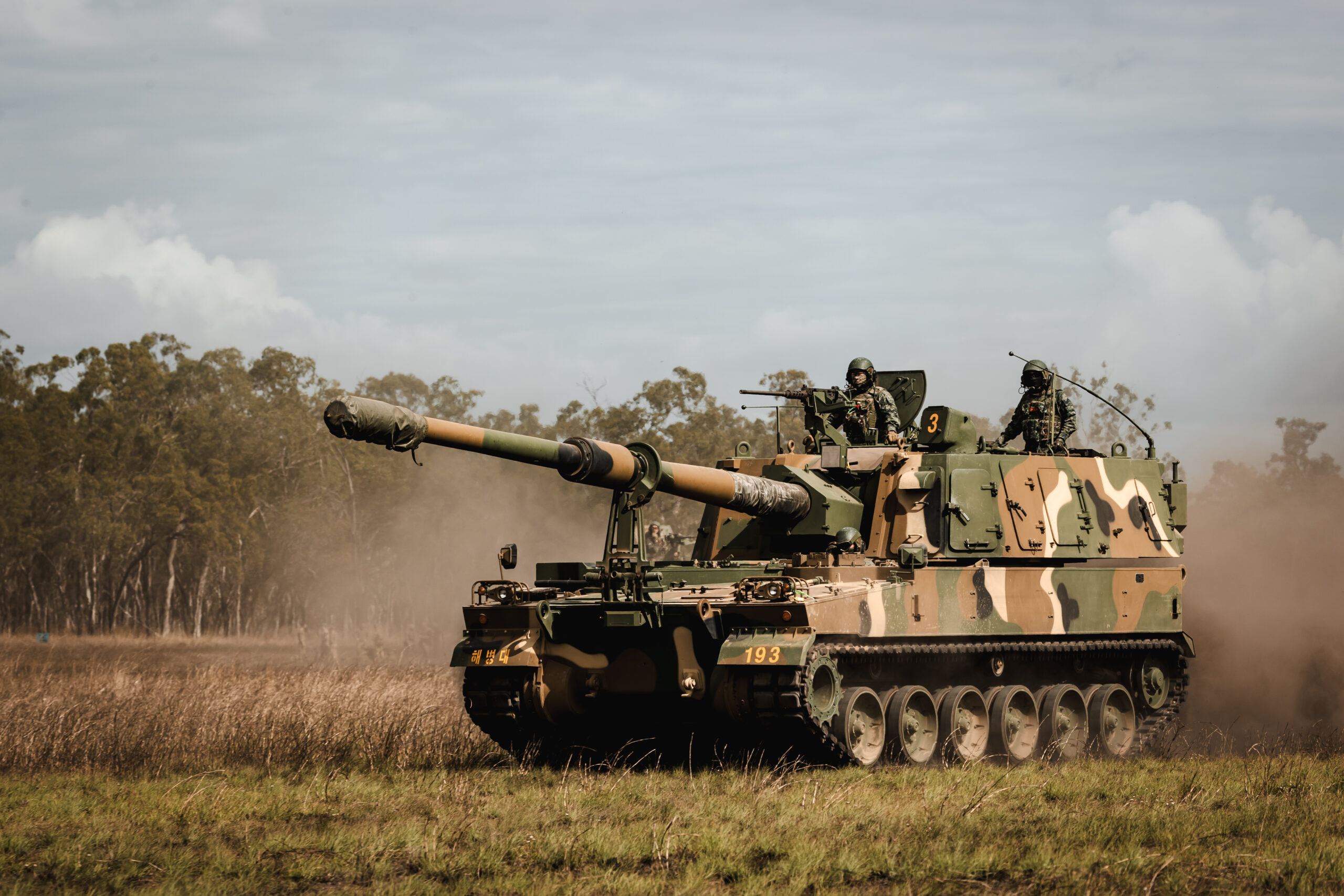 Republic of Korea Armed Forces deploying a K9 Thunder during Exercise Talisman Sabre 2023 at Shoalwater Bay Training Area, Queensland. *** Local Caption *** Exercise Talisman Sabre 2023 is being conducted across northern Australia from 22 July to 4 August. More than 30,000 military personnel from 13 nations will directly participate in Talisman Sabre 2023, primarily in Queensland but also in Western Australia, the Northern Territory and New South Wales. Talisman Sabre is the largest Australia-US bilaterally planned, multilaterally conducted exercise and a key opportunity to work with likeminded partners from across the region and around the world. Fiji, France, Indonesia, Japan, Republic of Korea, New Zealand, Papua New Guinea, Tonga, the United Kingdom, Canada and Germany are all participating in Talisman Sabre 2023 with the Philippines, Singapore and Thailand attending as observers. Occurring every two years, Talisman Sabre reflects the closeness of our alliance and strength of our enduring military relationship with the United States and also our commitment to working with likeminded partners in the region. Now in its tenth iteration, Talisman Sabre provides an opportunity to exercise our combined capabilities to conduct high-end, multi-domain warfare, to build and affirm our military-to-military ties and interoperability, and strengthen our strategic partnerships.